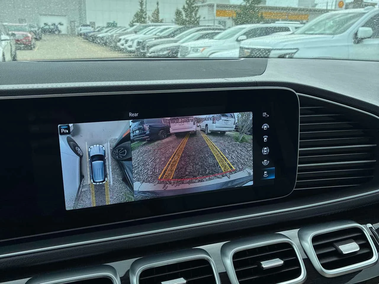 Mercedes-Benz GLE 350 BURMESTER/ПОДГРЕВИ/ПАНОРАМА/360 КАМЕРИ, снимка 11 - Автомобили и джипове - 54698359