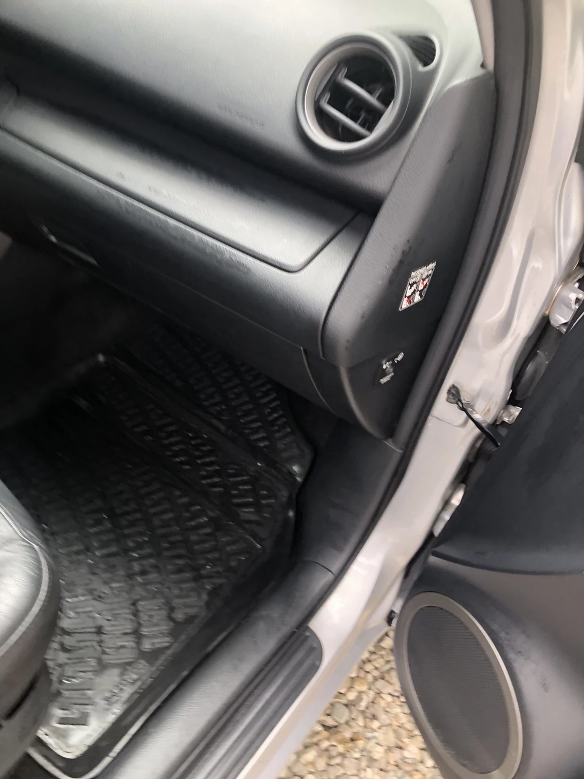 Toyota Rav4 2.2 NAVI, снимка 12 - Автомобили и джипове - 54754949