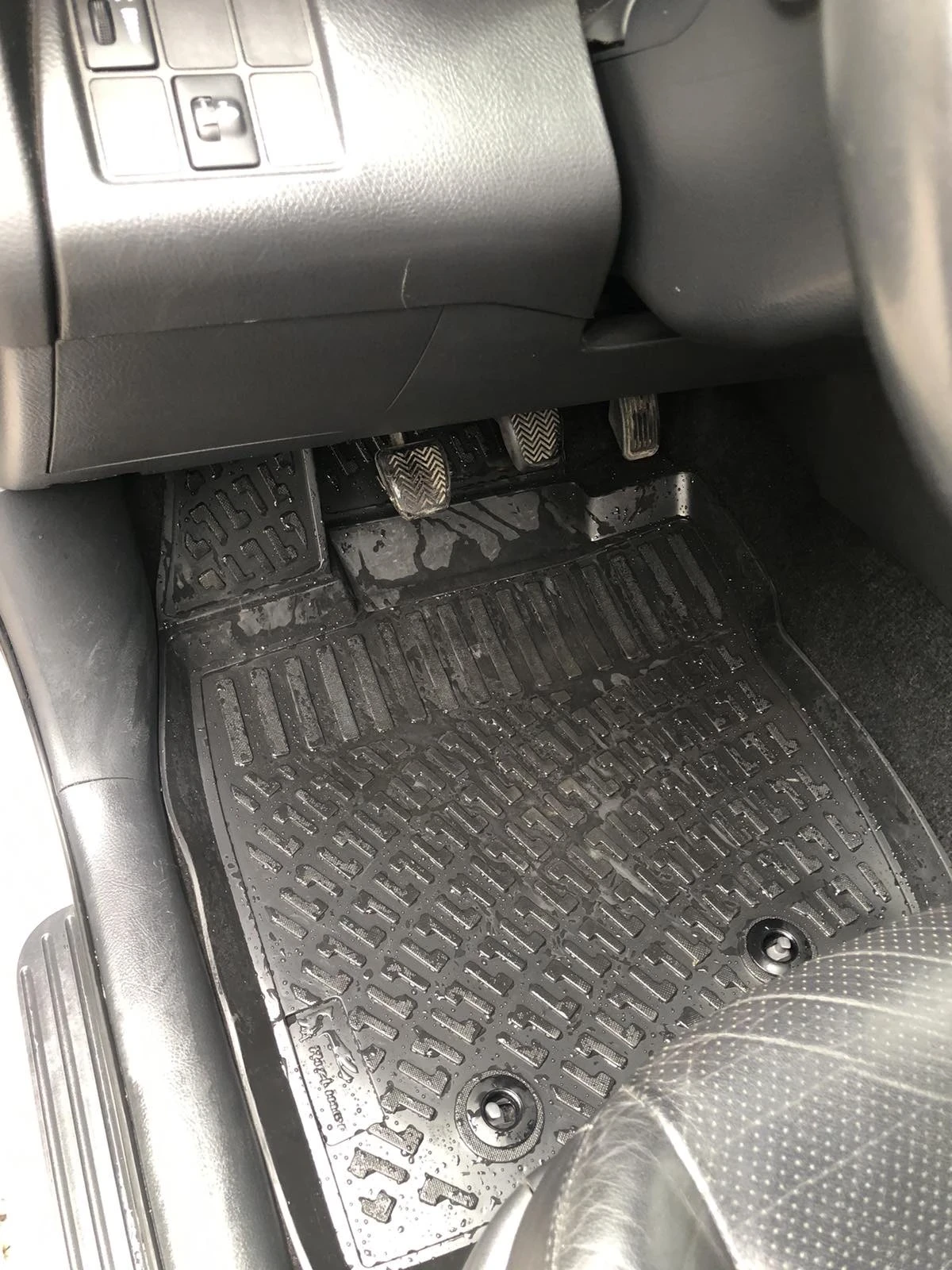 Toyota Rav4 2.2 NAVI, снимка 11 - Автомобили и джипове - 54754949