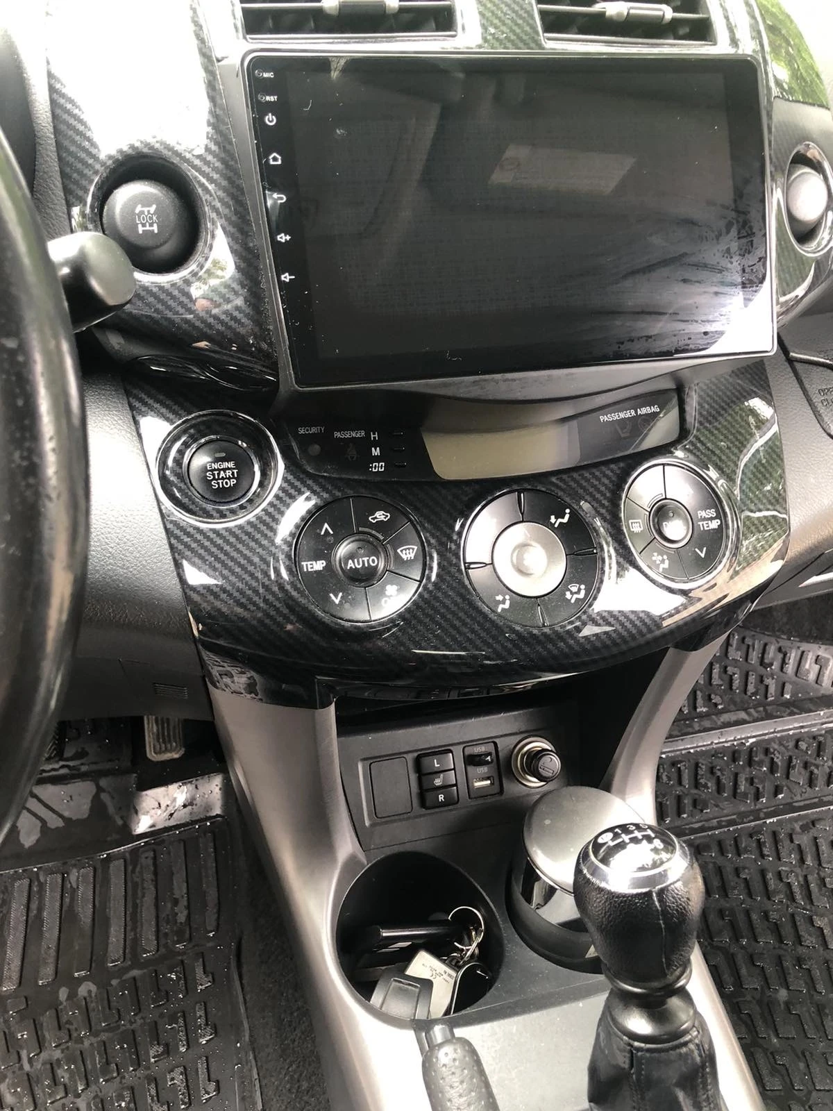 Toyota Rav4 2.2 NAVI, снимка 8 - Автомобили и джипове - 54754949