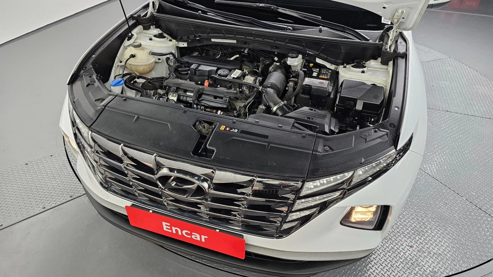 Hyundai Tucson 1.6 Turbo 2WD Modern| NAVI| КАМЕРА| ПОДГРЕВ ОБДУХВ, снимка 5 - Автомобили и джипове - 54803293