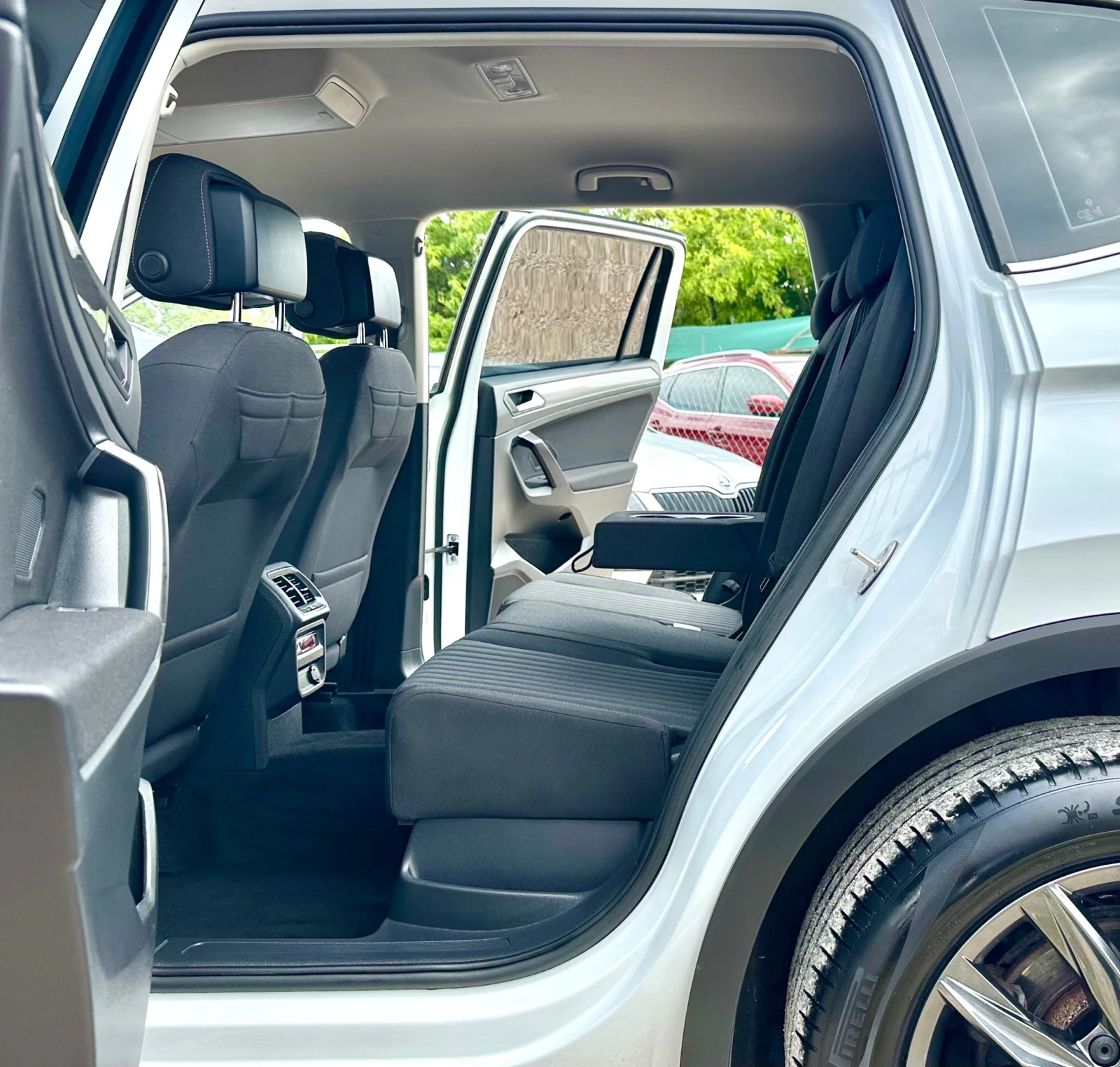 VW Tiguan 2.0TDI 200HP ALLSPACE 4-Motion | Mobile.bg � ����������� 12
