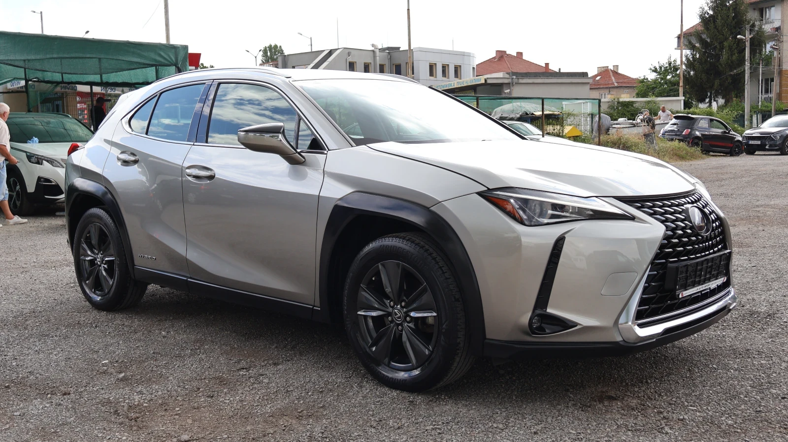 Lexus UX 250h 2.0 Hybrid 184 �.�. Executive 4�4 �������� �� ���� | Mobile.bg � ����������� 3