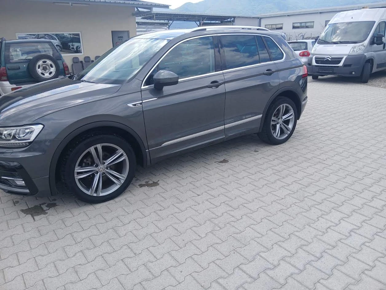 VW Tiguan 2.0 TDI* R-Line* 4 Motion* Aвт.* Full* 