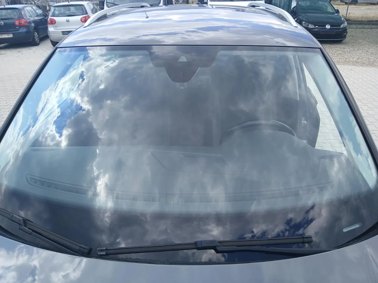 VW Tiguan 2.0 TDI* R-Line* 4 Motion* Aвт.* Full* , снимка 12 - Автомобили и джипове - 55619078