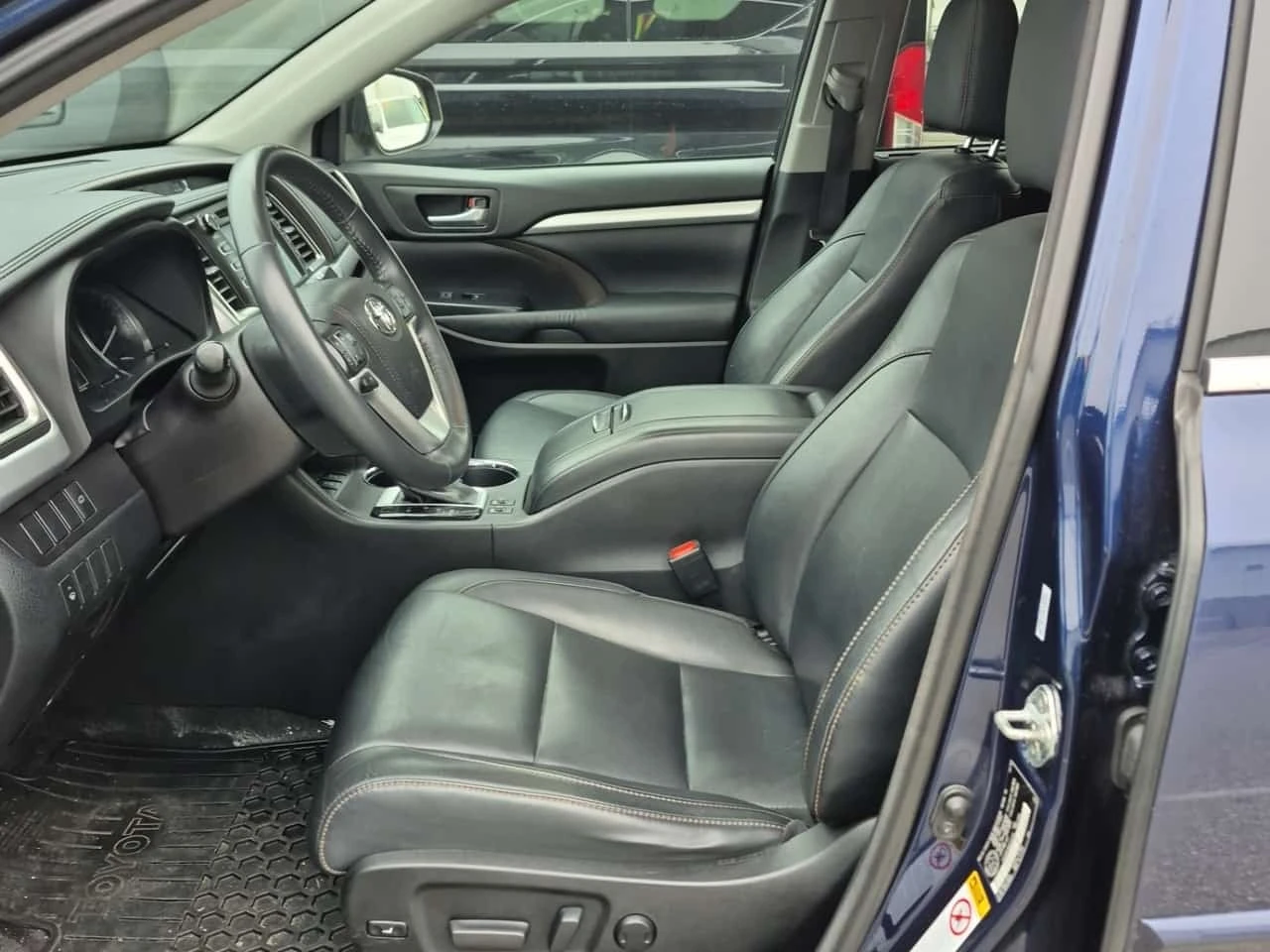Toyota Highlander 3.5 V6 * XLE * AWD * CARFAX *  | Mobile.bg � ����������� 5