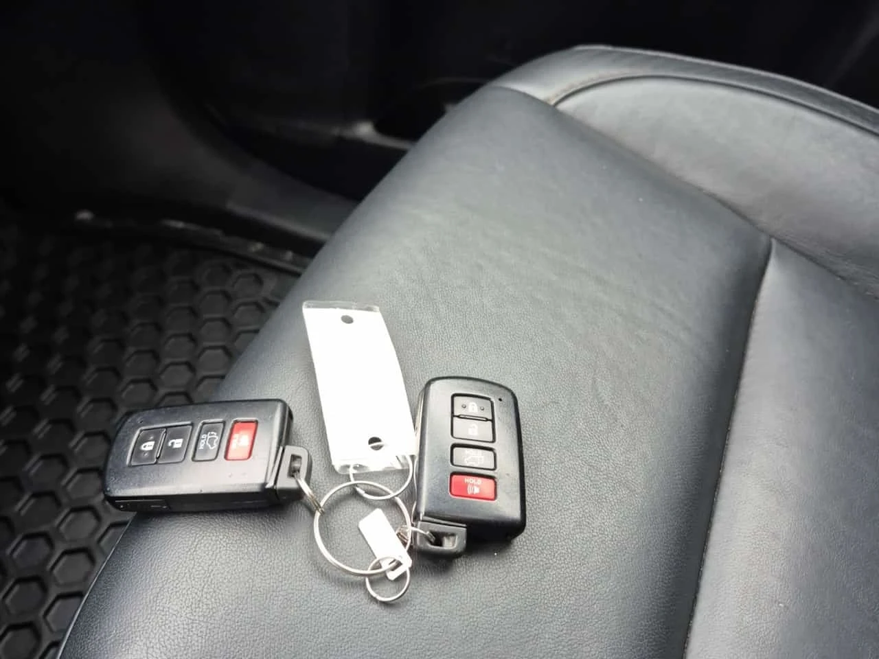 Toyota Highlander 3.5 V6 * XLE * AWD * CARFAX *  | Mobile.bg � ����������� 8