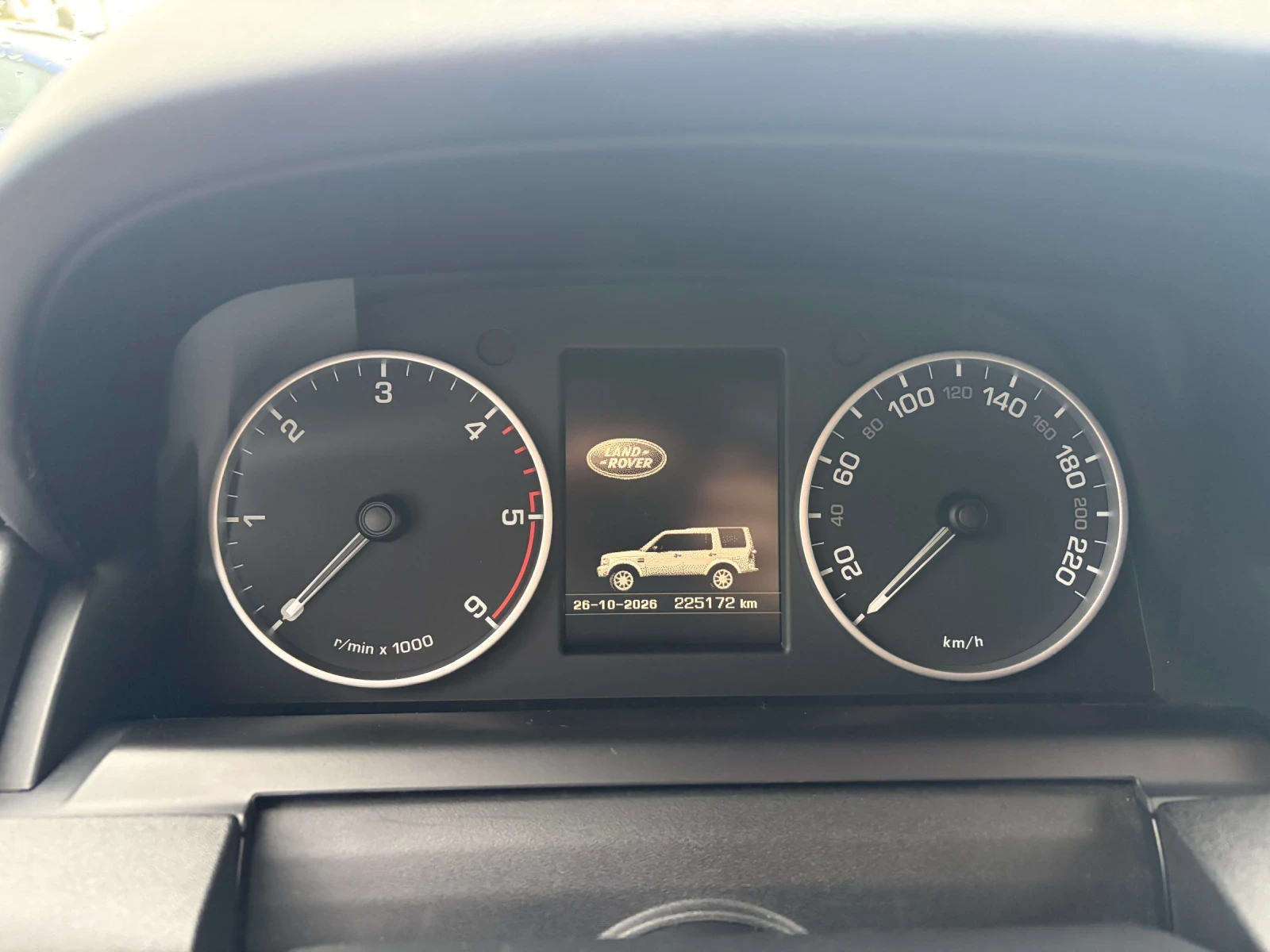 Land Rover Discovery 4, снимка 12 - Автомобили и джипове - 56703851