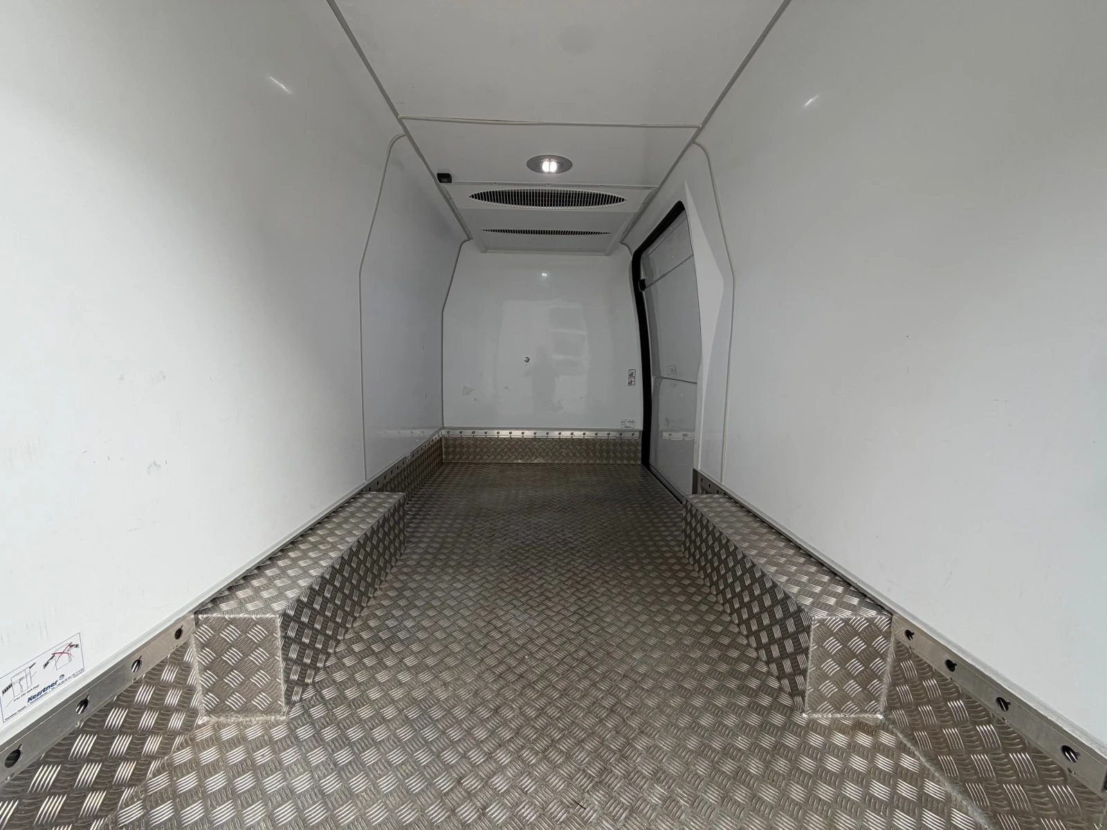 Mercedes-Benz Sprinter ��������-KERSTNER-220V!���!�����!EURO6! | Mobile.bg � ����������� 10