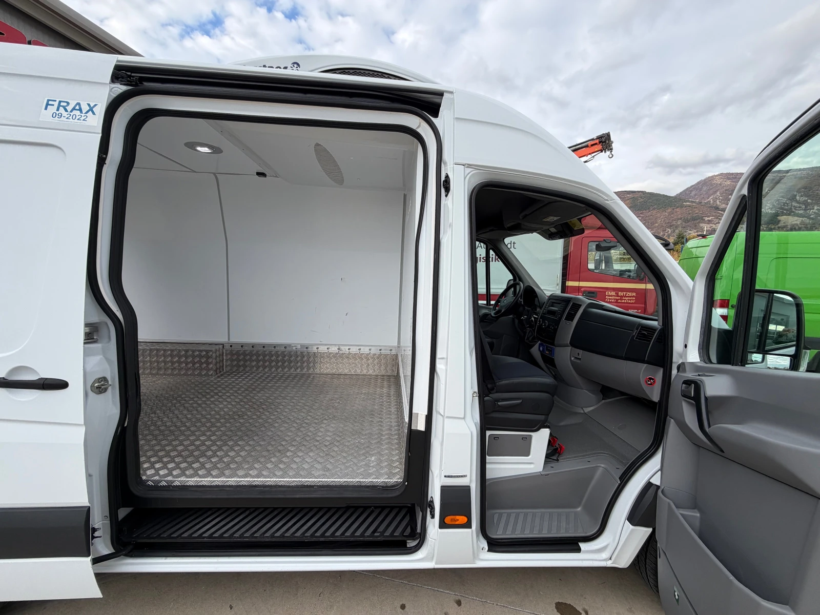 Mercedes-Benz Sprinter ��������-KERSTNER-220V!���!�����!EURO6! | Mobile.bg � ����������� 9