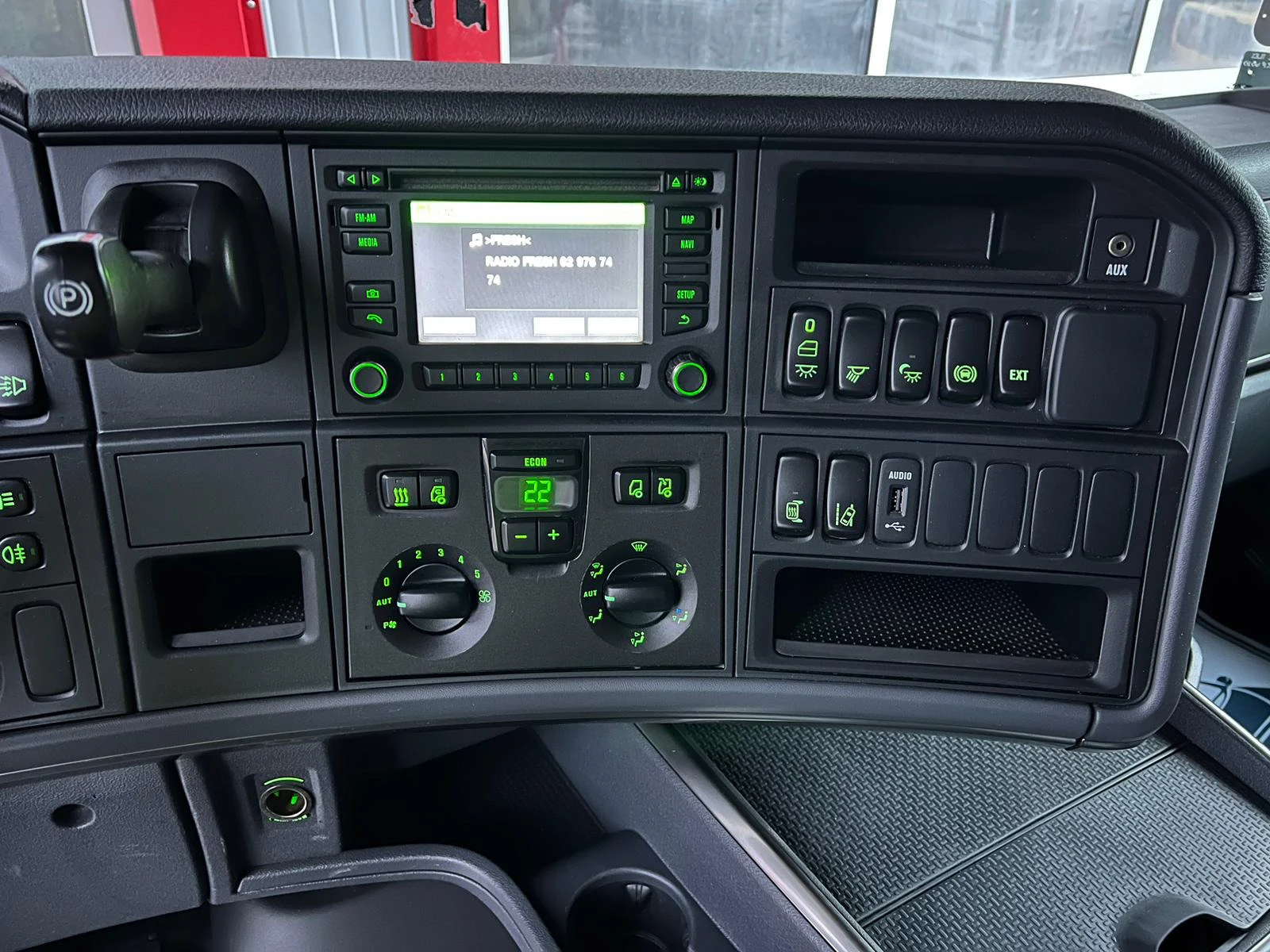 Scania Topline R 490 TOPLINE AUTOMATIK RETARDER NAVI !!! | Mobile.bg   15