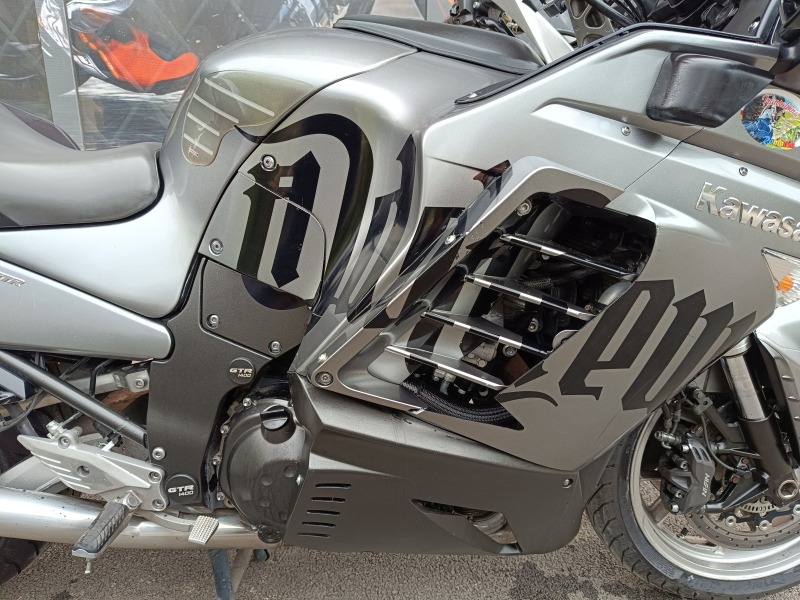 Kawasaki Gtr 1400 ABS, снимка 7 - Мотоциклети и мототехника - 45298381