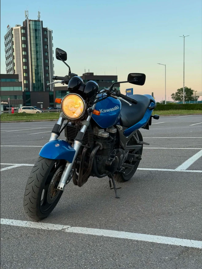 Kawasaki Zr