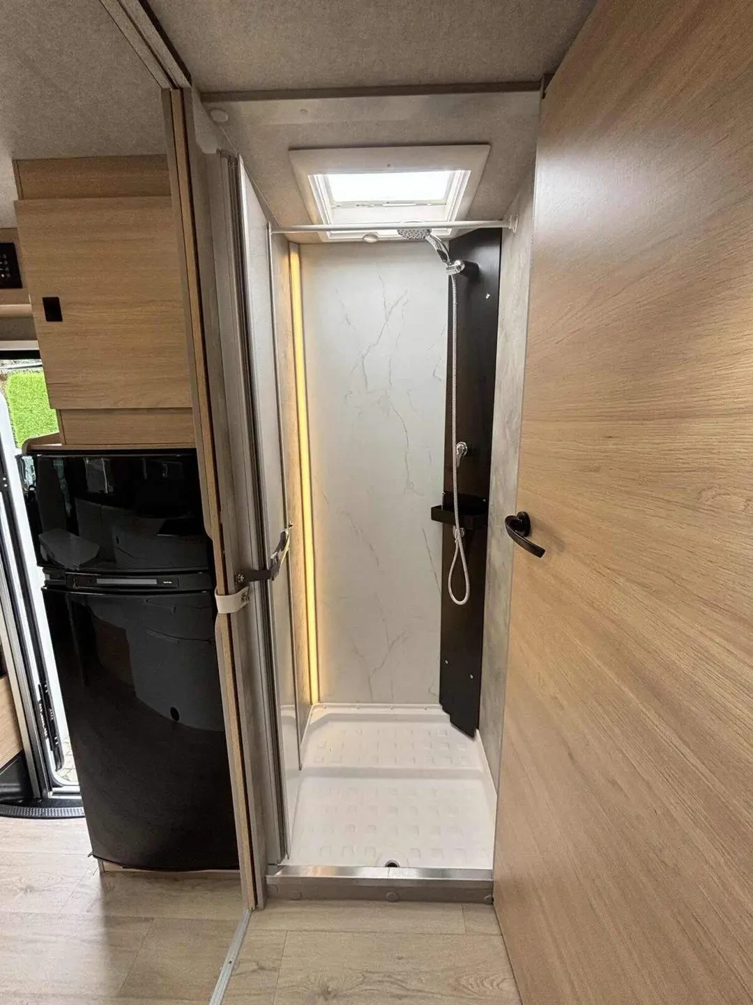 ������ ITINEO Famili JC740 FACE TO FACE 2027  | Mobile.bg � ����������� 10