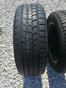 Гуми Зимни 195/55R16, снимка 1