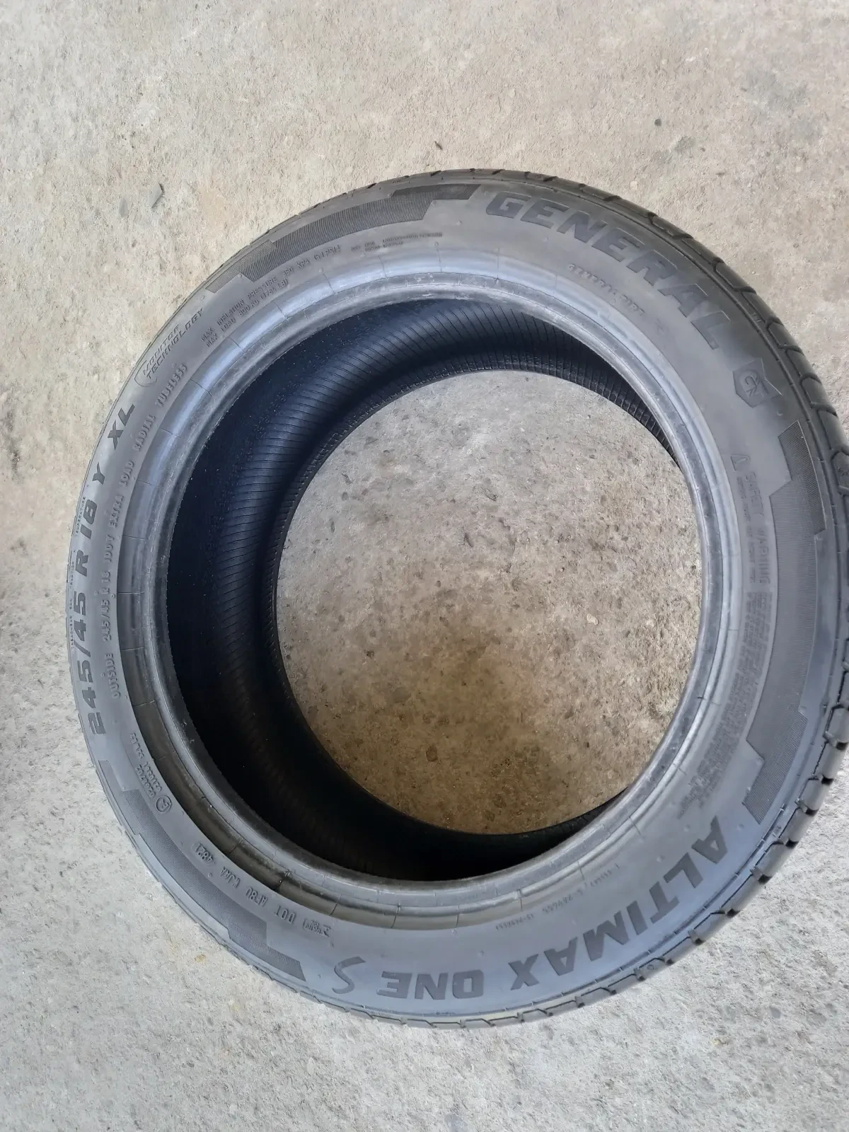 Гуми Летни 245/45R18, снимка 10 - Гуми и джанти - 53767675