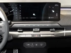 Kia EV3 GT-LINE/204HP/PANO/360/HUD/MEMO/H&K/393q, снимка 7