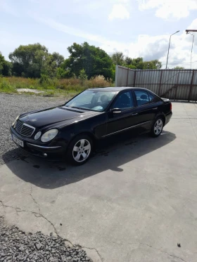  Mercedes-Benz E 320