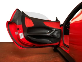 Ferrari SF 90 Stradale 4.0 V8 Plug-in Hybrid, снимка 6