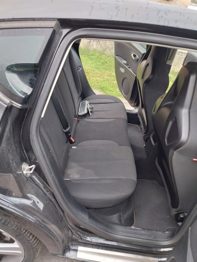 Seat Leon 2тди, снимка 14 - Автомобили и джипове - 46032568