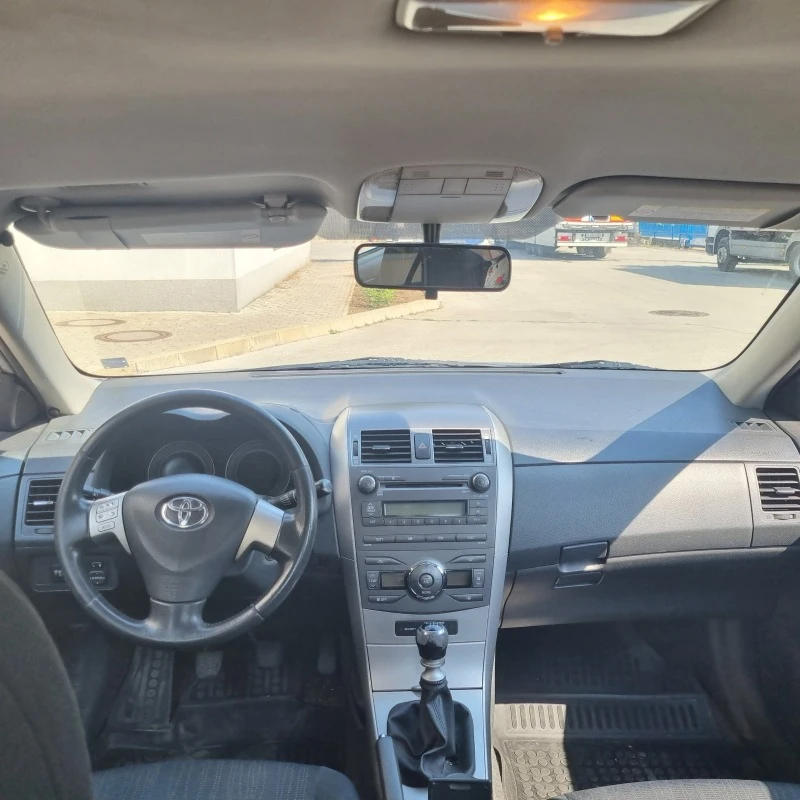 Toyota Corolla 2.0, снимка 4 - Автомобили и джипове - 46548232