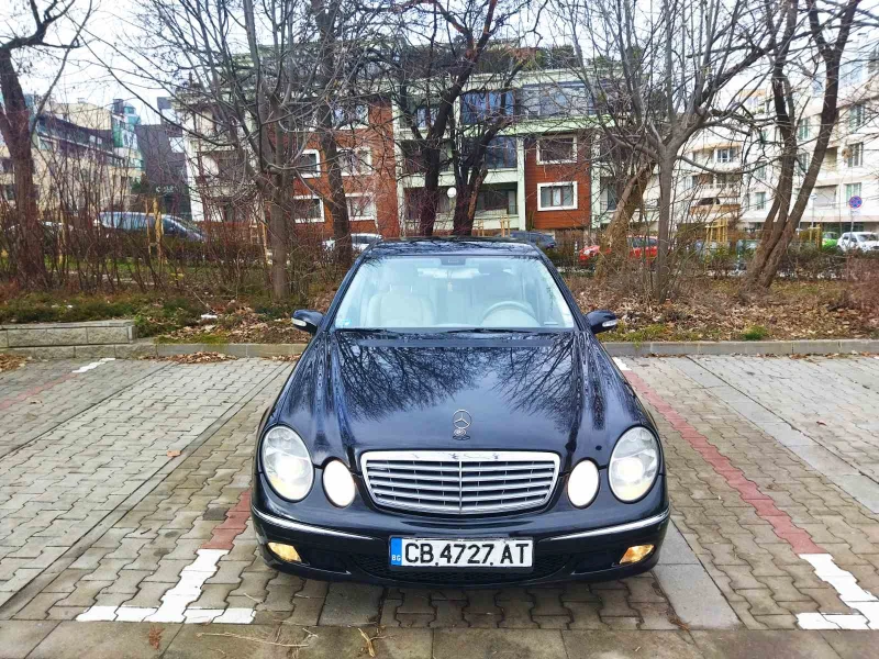 Mercedes-Benz E 270, снимка 3 - Автомобили и джипове - 48349588