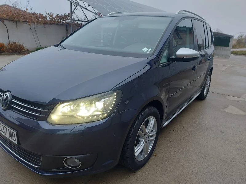 VW Touran 1.6 TDI, снимка 6 - Автомобили и джипове - 48419095