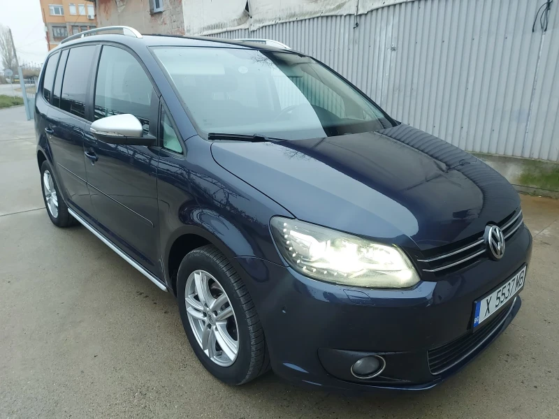 VW Touran 1.6 TDI, снимка 5 - Автомобили и джипове - 48419095