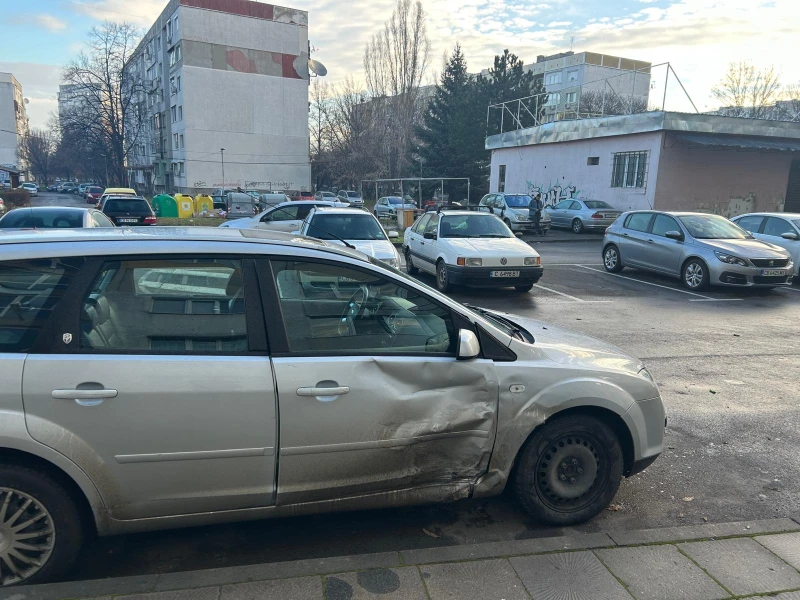 Ford Focus, снимка 4 - Автомобили и джипове - 48625659