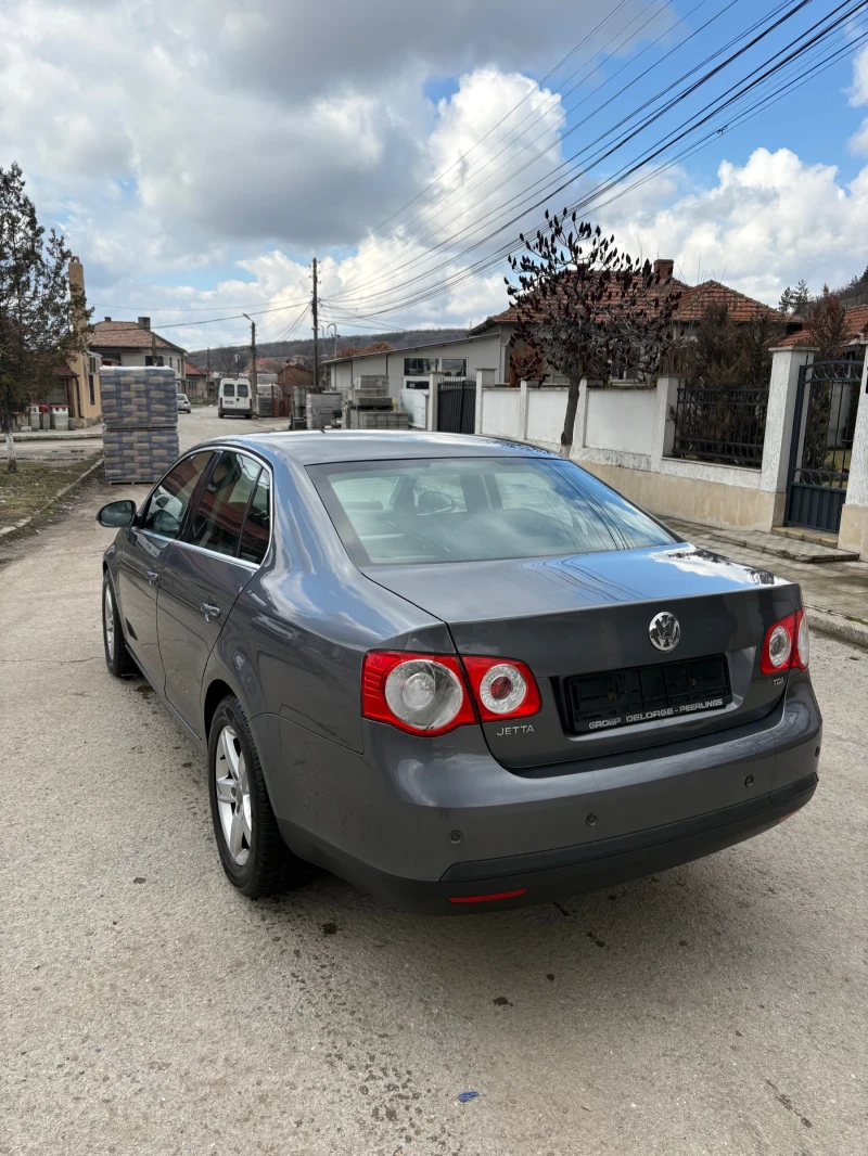 VW Jetta 1.9TDI 105 КС BKC, снимка 7 - Автомобили и джипове - 49379534