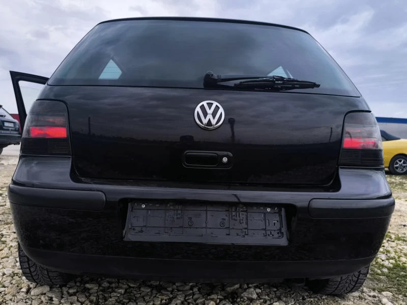 VW Golf SPECIAL EDITION / ИТАЛИЯ / 1.9 TDI 101HP, снимка 7 - Автомобили и джипове - 49453621