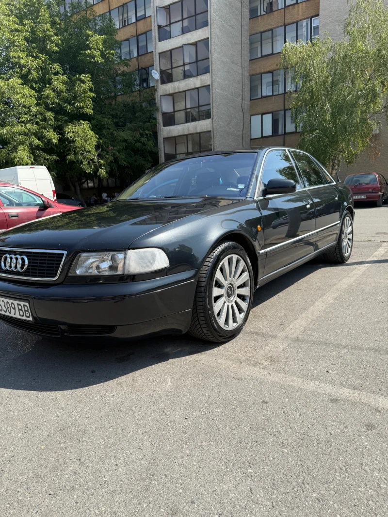 Audi A8 D2
