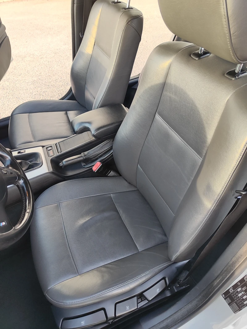 BMW 320, снимка 17 - Автомобили и джипове - 52277611