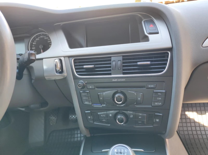 Audi A4 B8 , снимка 11 - Автомобили и джипове - 52421849