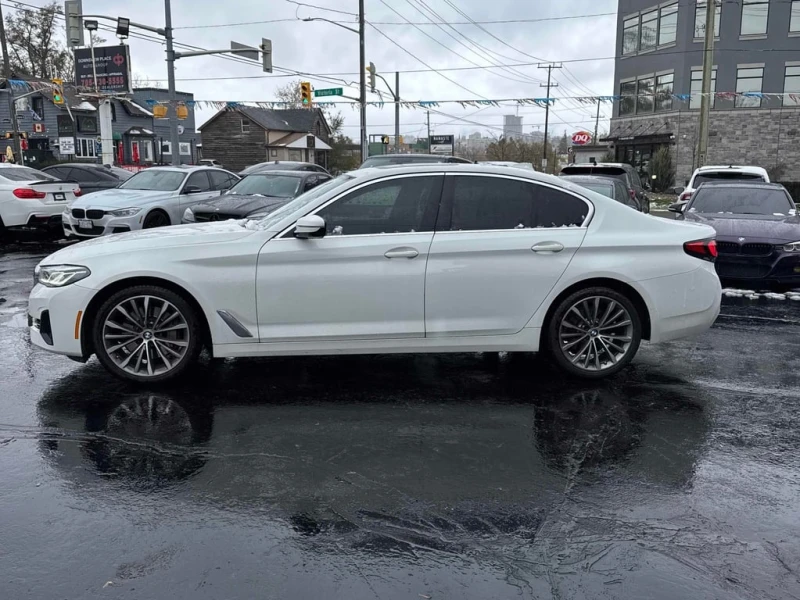 BMW 530 530i xDrive  CARFAX, снимка 2 - Автомобили и джипове - 52565104