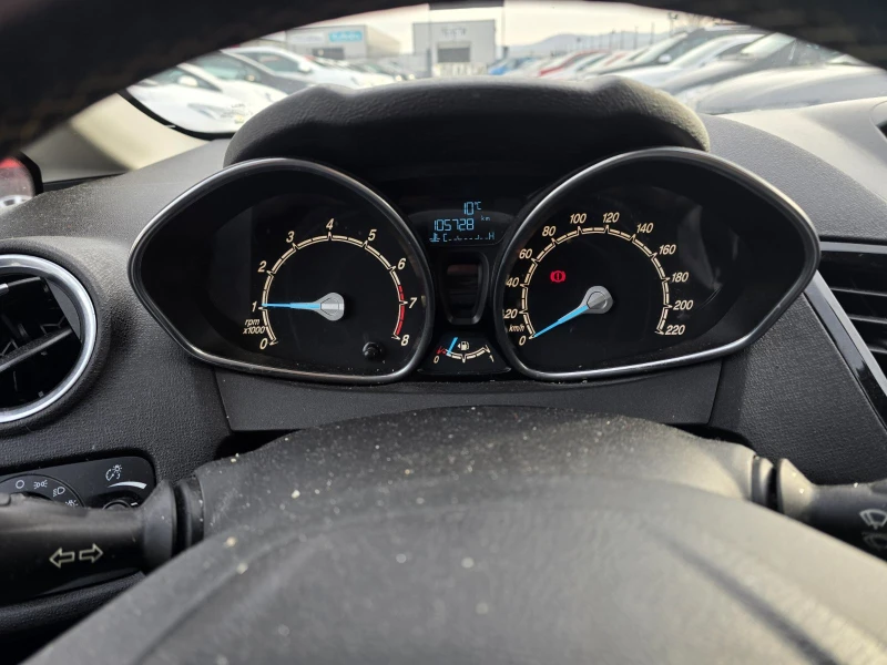 Ford Fiesta 1.0 EcoBoost, снимка 10 - Автомобили и джипове - 52629560