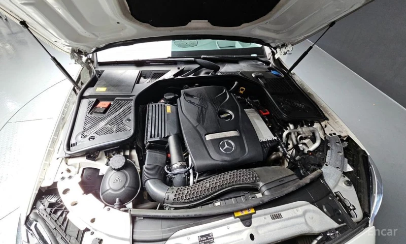 Mercedes-Benz C 200, снимка 6 - Автомобили и джипове - 52814200