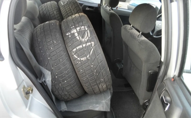 Opel Astra 1.6, снимка 10 - Автомобили и джипове - 53390861