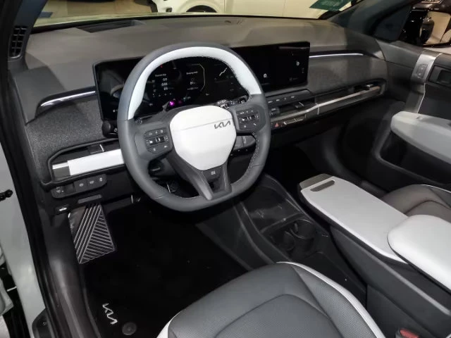 Kia EV3 GT-LINE/204HP/PANO/360/HUD/MEMO/H&K/393q, снимка 5 - Автомобили и джипове - 54848919