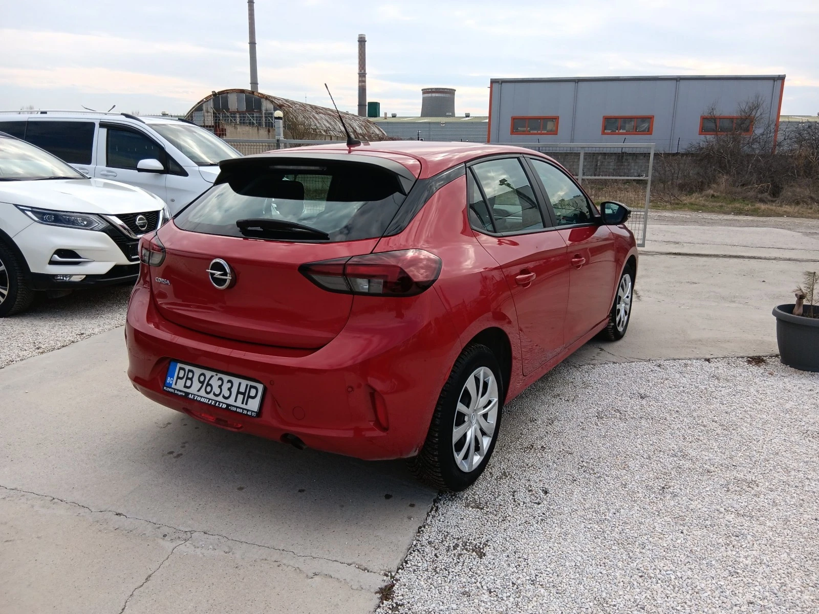 Opel Corsa 1.2i 28000км - изображение 3