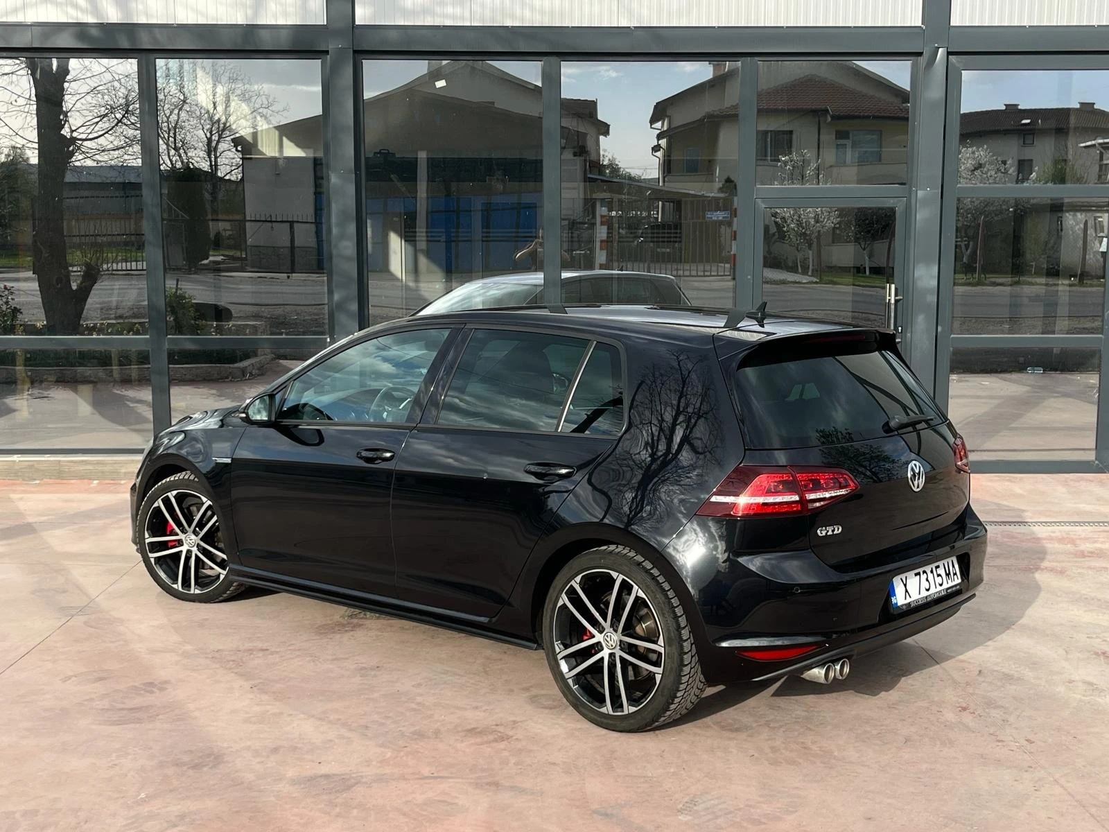 VW Golf GTD* AVTOMAT* CAMERA* KEYLESS* ACTIVE SOUND* LIZIN - изображение 6