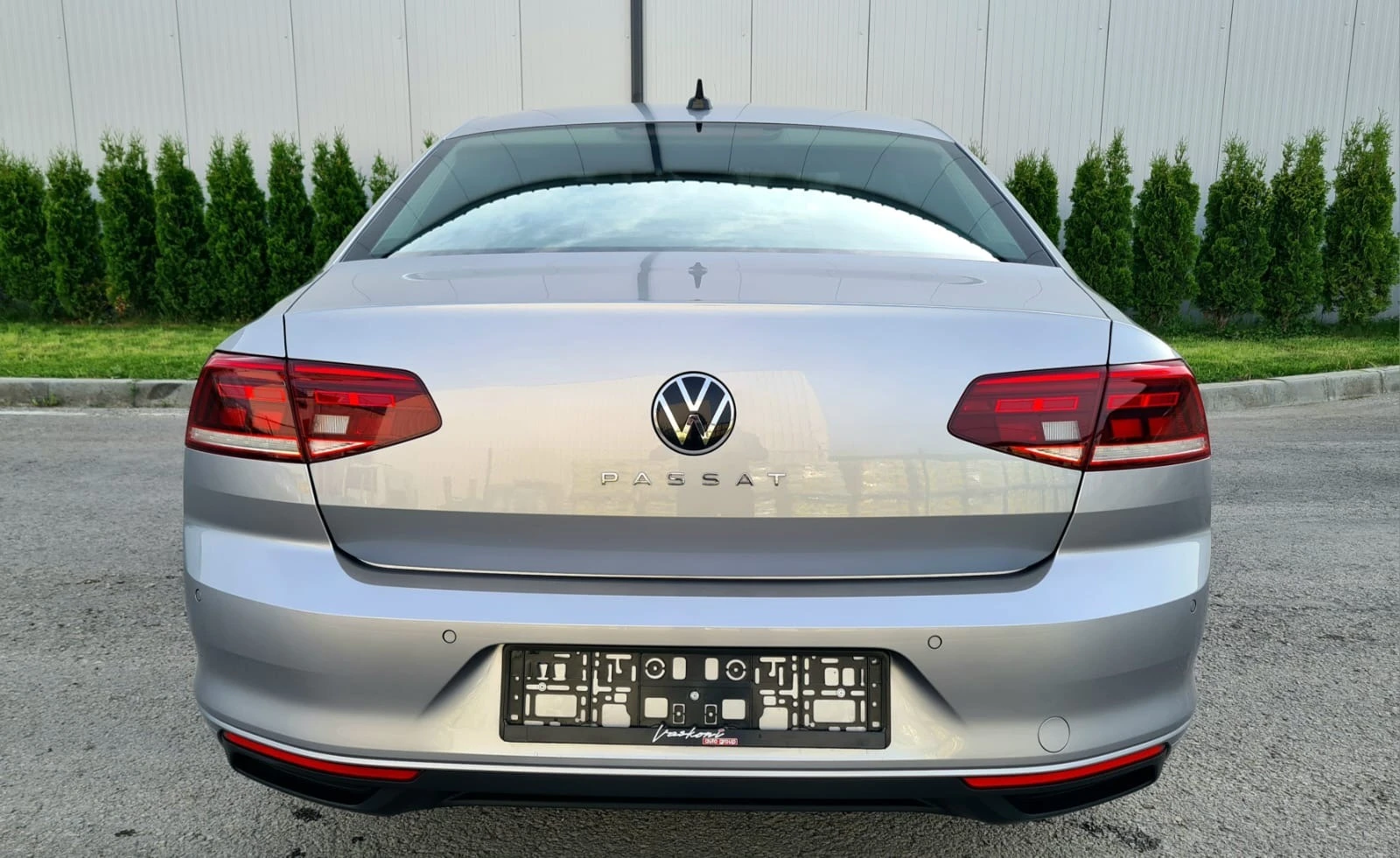 VW Passat 2.0 TDI Business - изображение 8