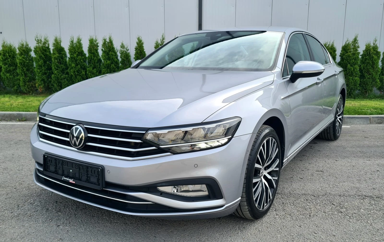 VW Passat 2.0 TDI Business - изображение 2