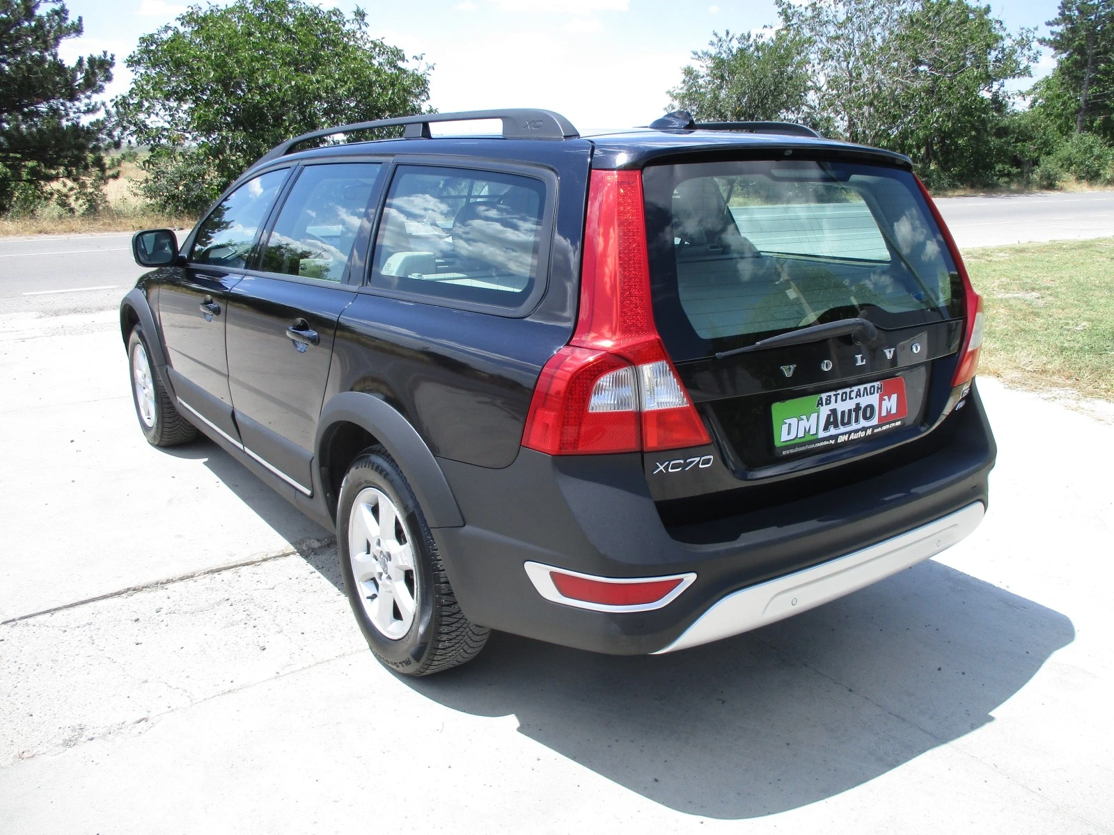 Volvo Xc70 2.4 КАТО НОВА - изображение 6