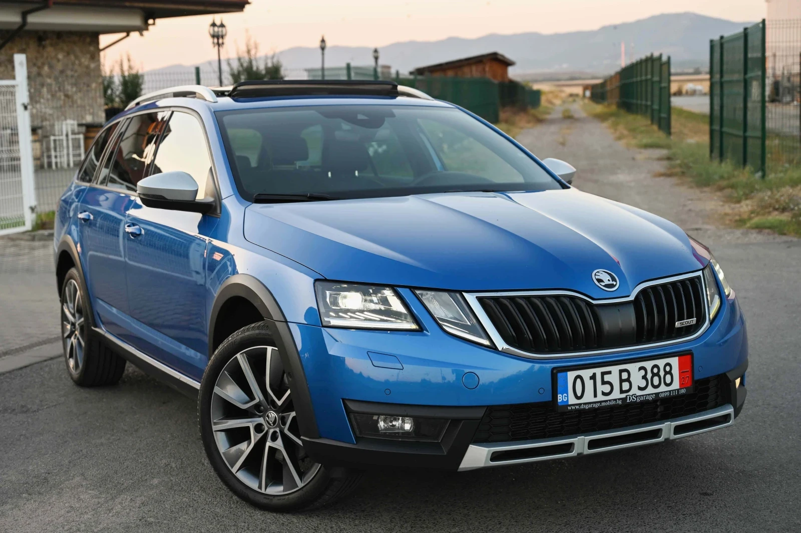 Skoda Octavia 2.0TDI* Scout* КАМЕРА* ПАНОРАМА* MATRIX* FULL - изображение 2