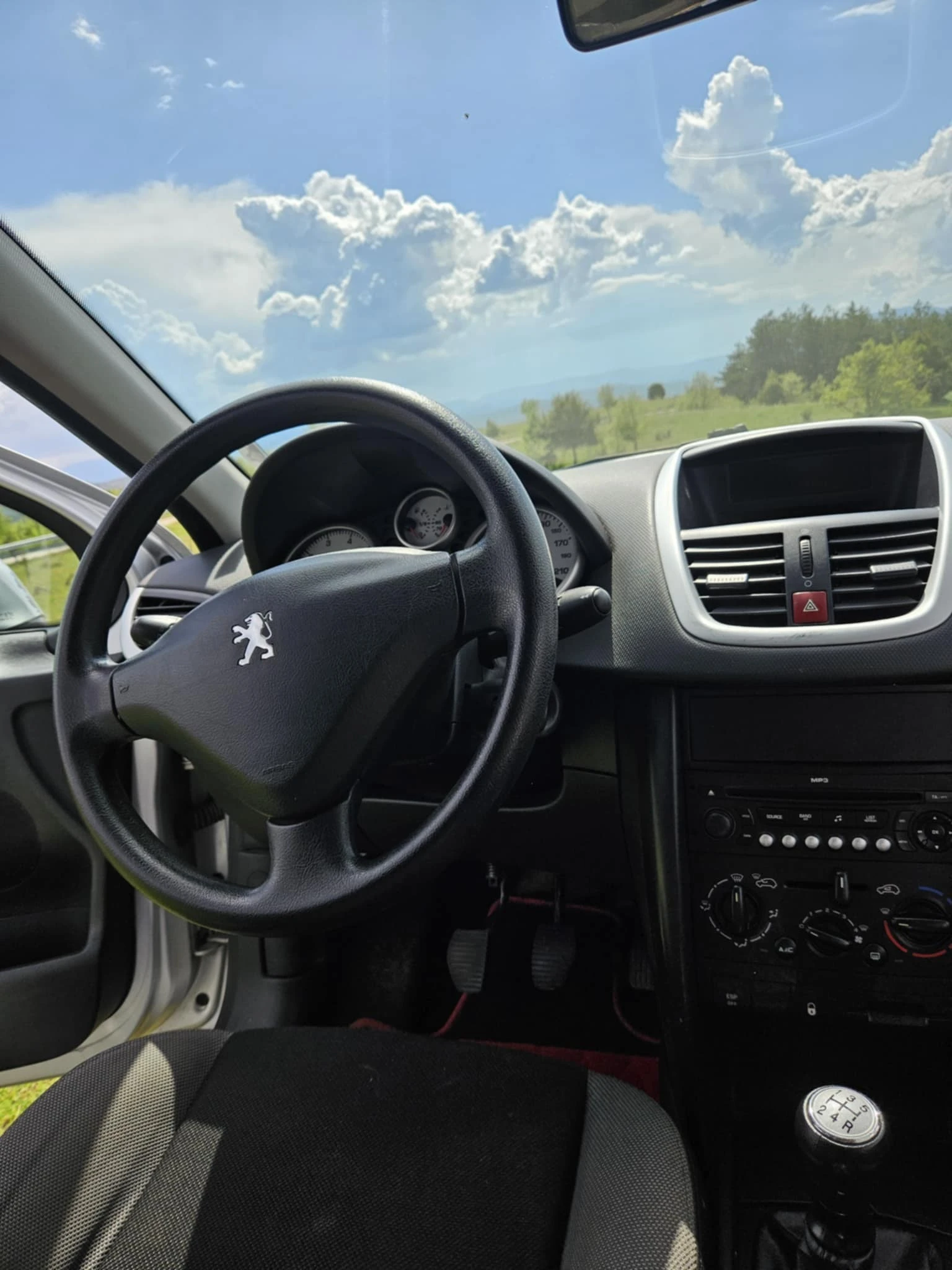Peugeot 207  - изображение 3