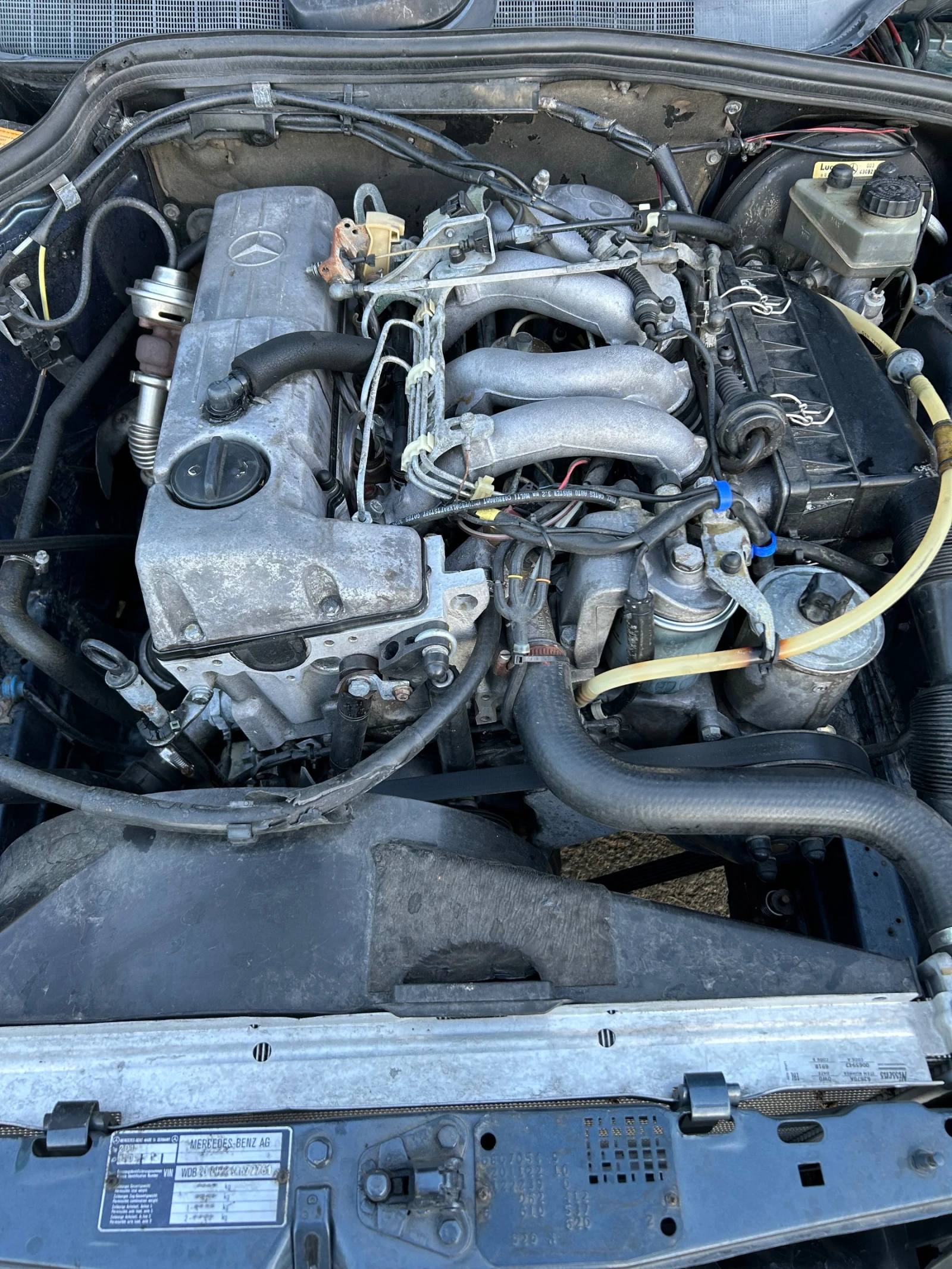 Mercedes-Benz 190 2.0  | Mobile.bg   16