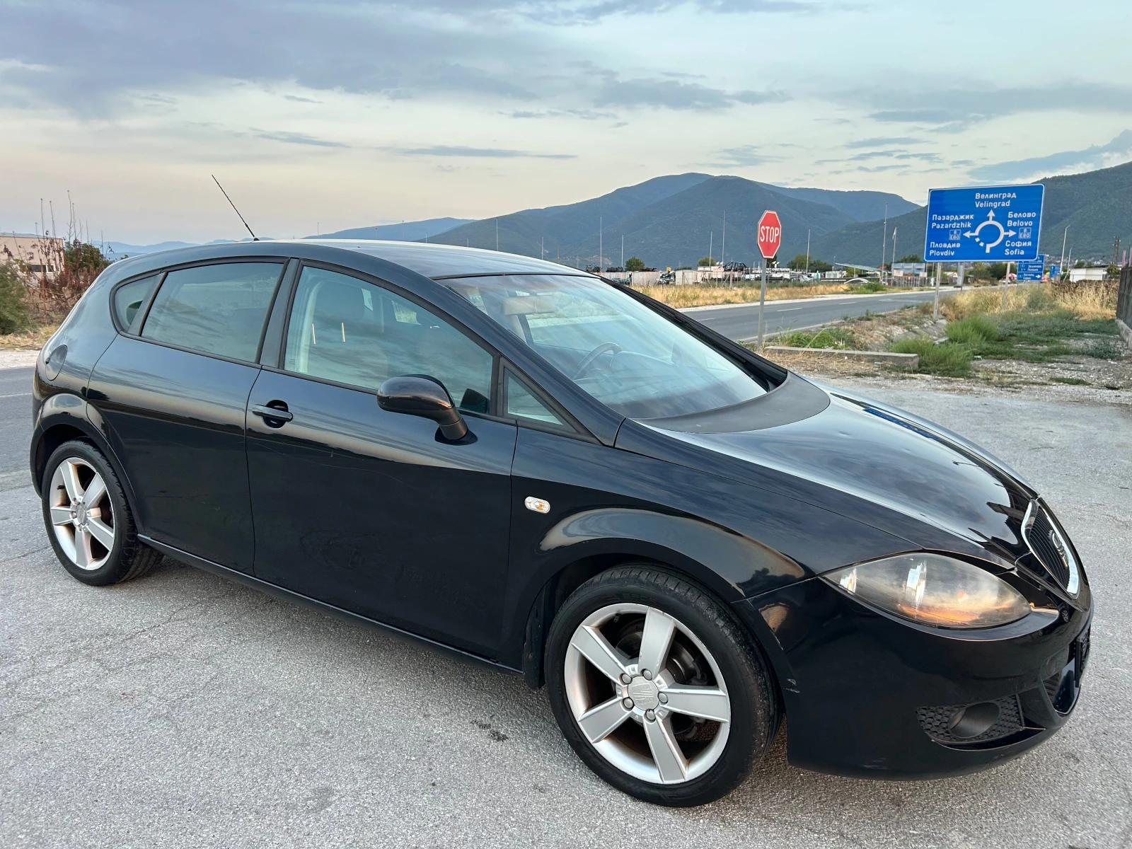 Seat Leon 1.9 TDI-105 k.c. - изображение 4