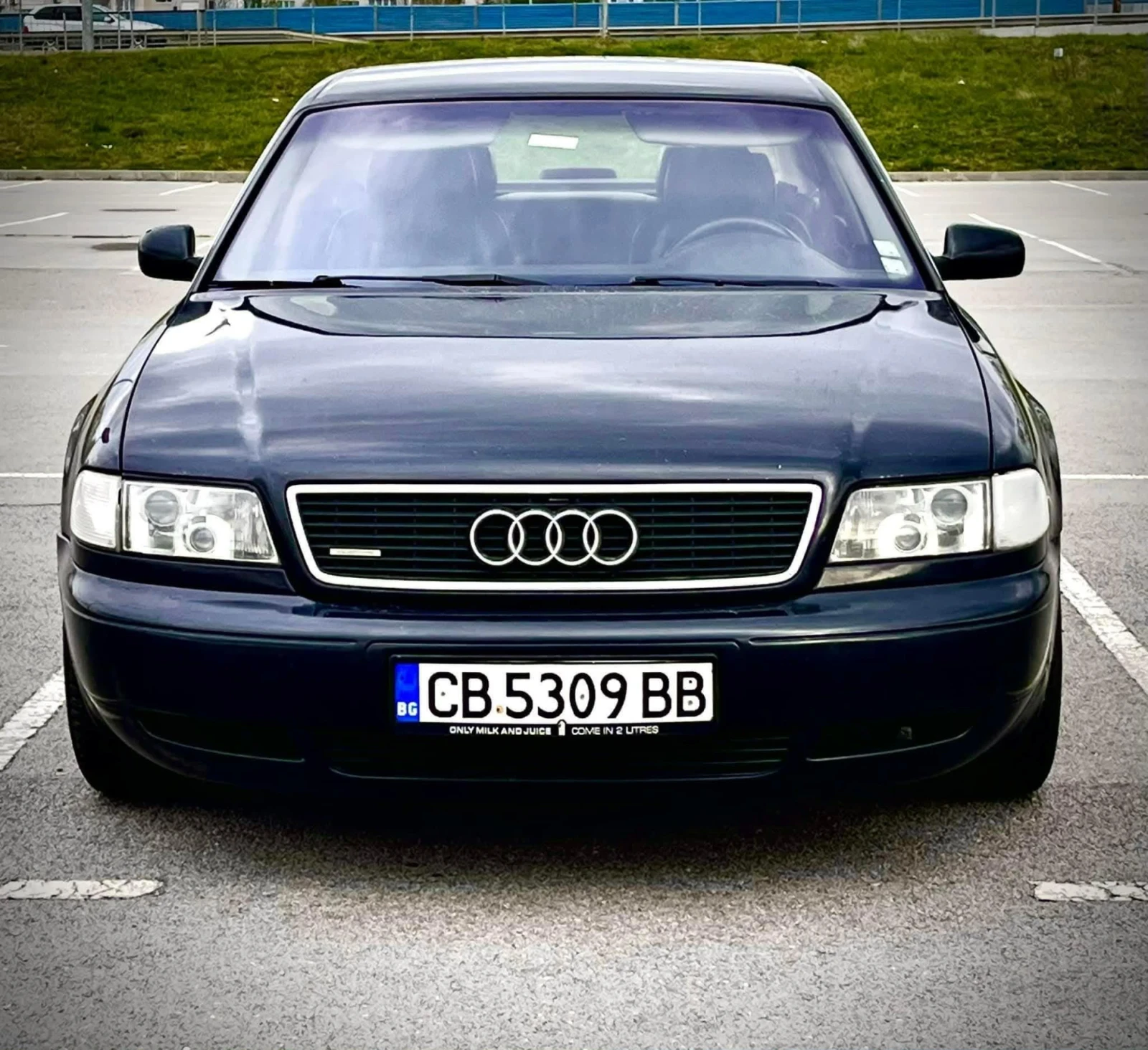 Audi A8 D2