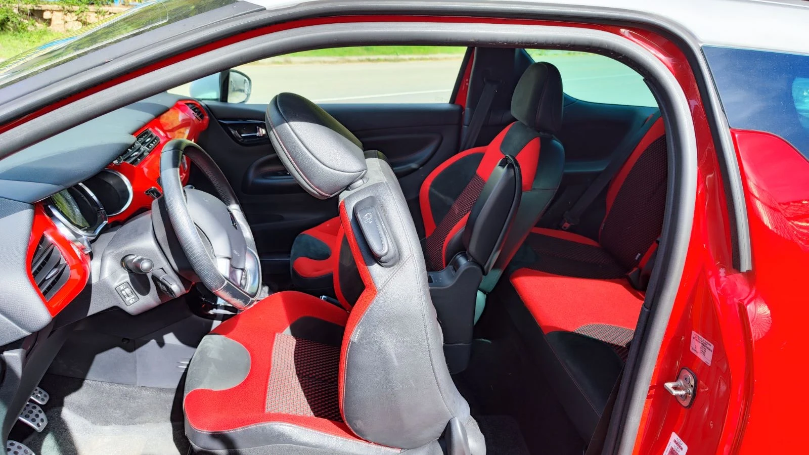 Citroen DS3 SO CHIC 110  - изображение 7